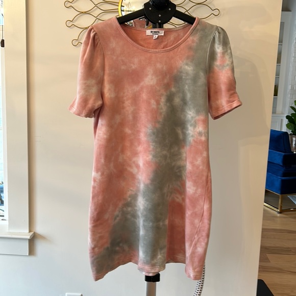 BB Dakota Dresses & Skirts - BB Dakota sweatshirt dress. Size large